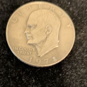 Silver-tone Men’s Coin Keychain Accessory - Silver